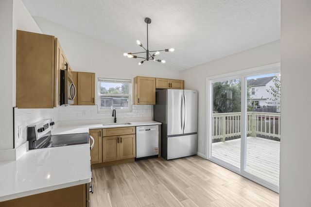 989 Lavender Lane, Columbus, OH 43207