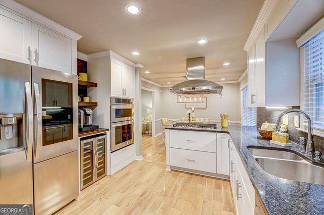 1185 Lake Colony Drive, Marietta, GA 30068