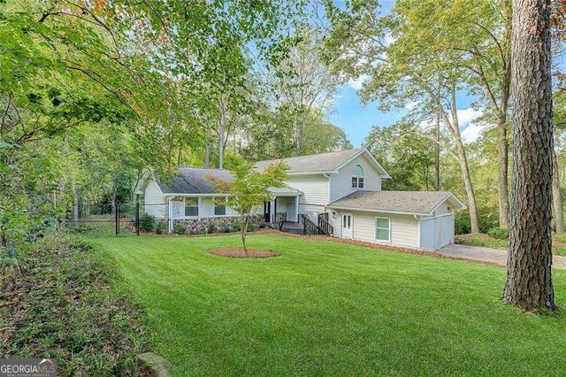 1185 Lake Colony Drive, Marietta, GA 30068