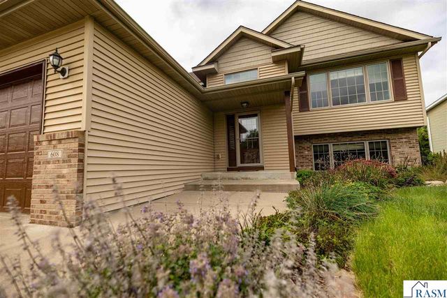 608 Colodoro Lane, Eagle Lake, MN 56024