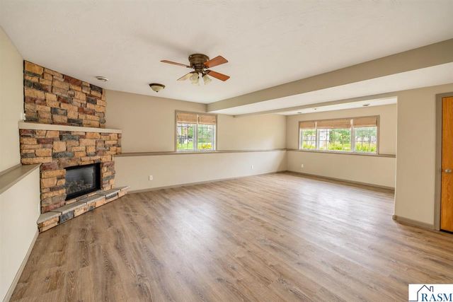 608 Colodoro Lane, Eagle Lake, MN 56024