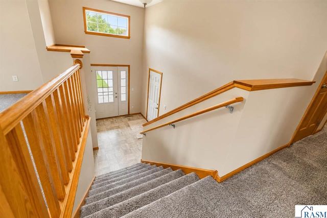 608 Colodoro Lane, Eagle Lake, MN 56024