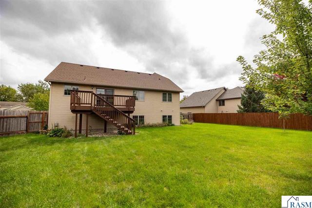 608 Colodoro Lane, Eagle Lake, MN 56024