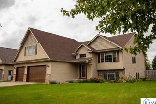 608 Colodoro Lane, Eagle Lake, MN 56024