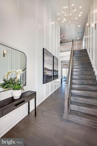 24 OAKWOOD LN, Sellersville, PA 18960