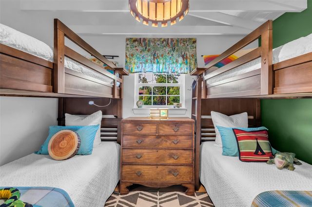 784 W Cattle Drive, Onalaska, TX 77360