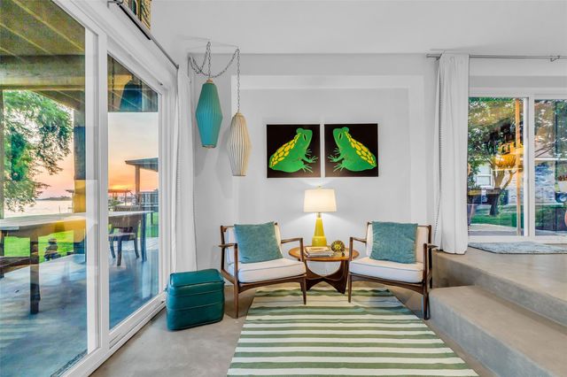 784 W Cattle Drive, Onalaska, TX 77360