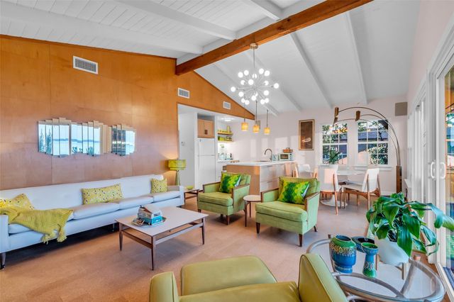 784 W Cattle Drive, Onalaska, TX 77360