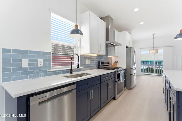 1602 Carolina Beach Avenue N Unit 2, Carolina Beach, NC 28428