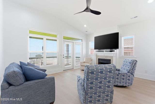 1602 Carolina Beach Avenue N Unit 2, Carolina Beach, NC 28428
