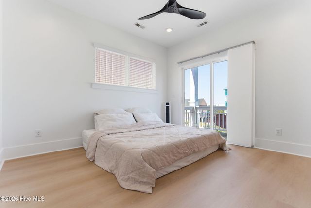 1602 Carolina Beach Avenue N Unit 2, Carolina Beach, NC 28428