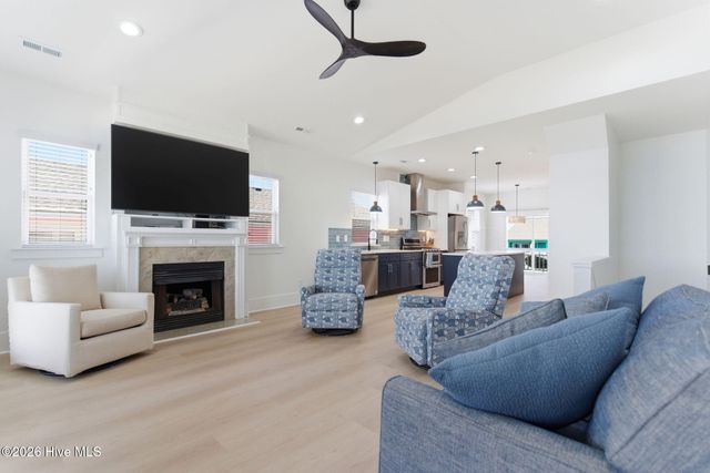 1602 Carolina Beach Avenue N Unit 2, Carolina Beach, NC 28428