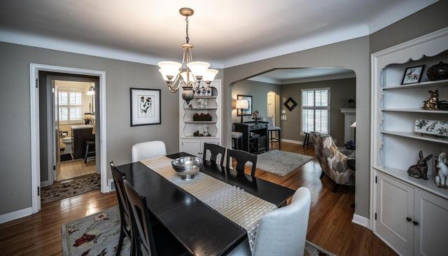 1513 Hoyt Avenue W, Falcon Heights, MN 55108