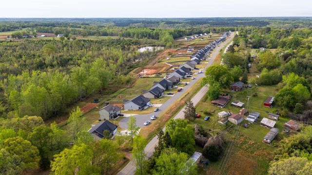 372 Long Branch Road, Chesnee, SC 29323