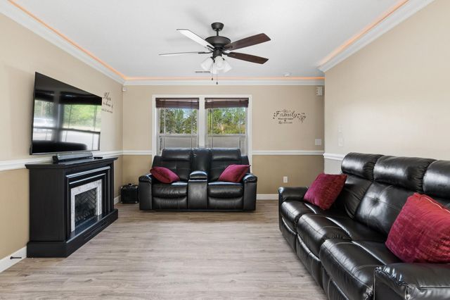372 Long Branch Road, Chesnee, SC 29323
