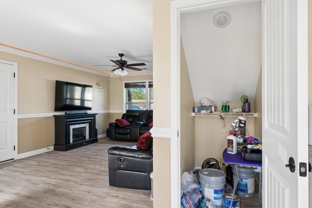 372 Long Branch Road, Chesnee, SC 29323