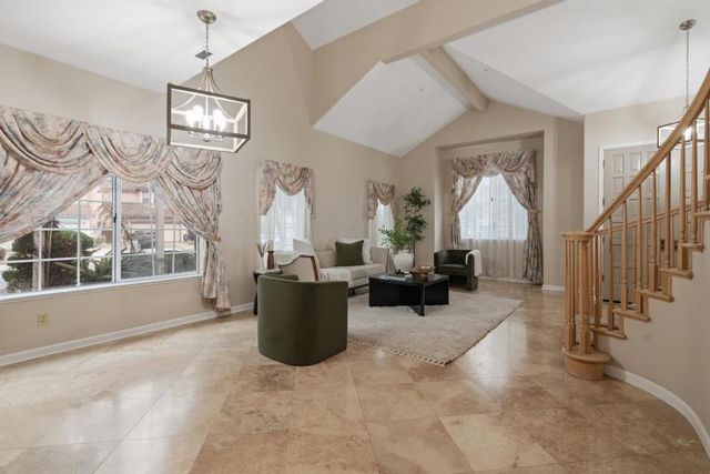 1258 De Cunha Court, Salinas, CA 93906