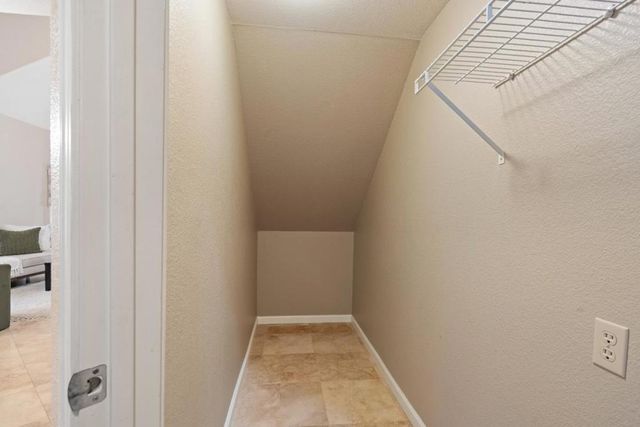 1258 De Cunha Court, Salinas, CA 93906