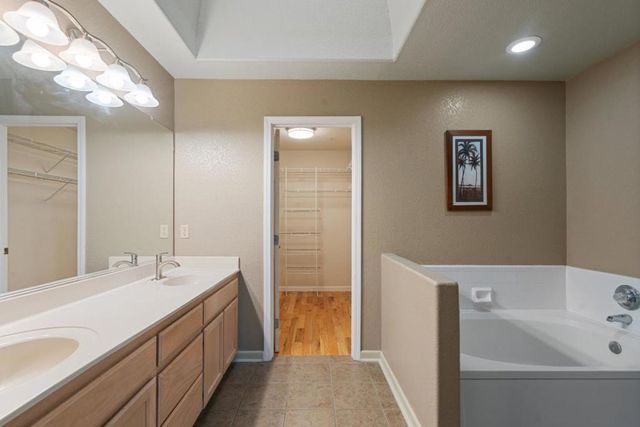 1258 De Cunha Court, Salinas, CA 93906