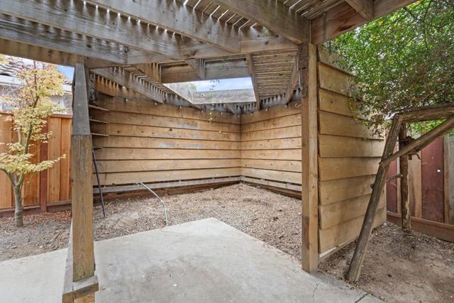 1258 De Cunha Court, Salinas, CA 93906