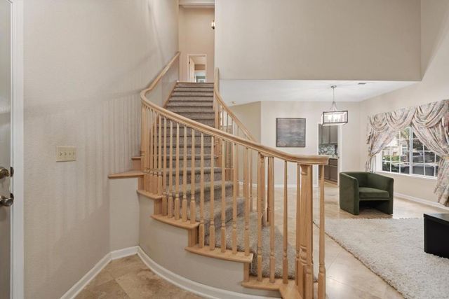 1258 De Cunha Court, Salinas, CA 93906