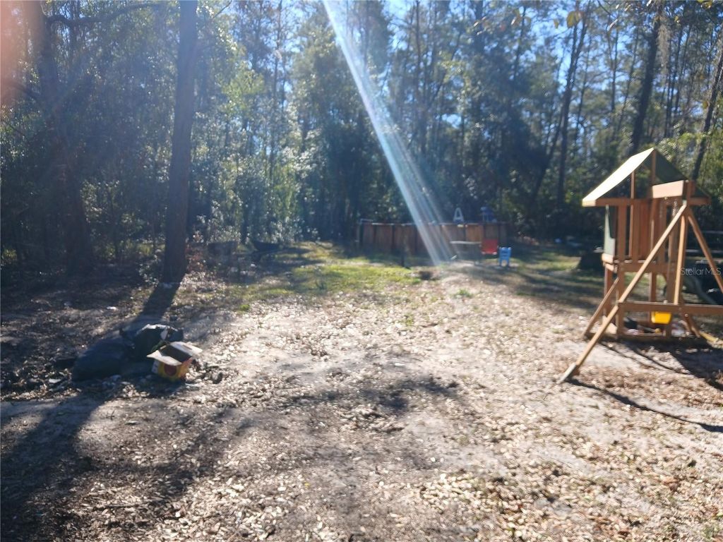 Image 29 of property listing at 136 POWERLINE ROAD, Melrose, FL 32666