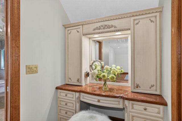 373 Caterina Hts, Concord, MA 01742