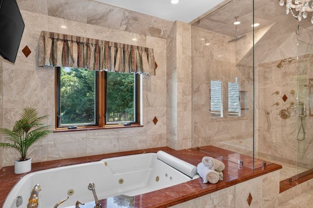 373 Caterina Hts, Concord, MA 01742
