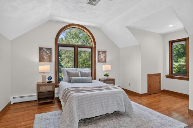 373 Caterina Hts, Concord, MA 01742