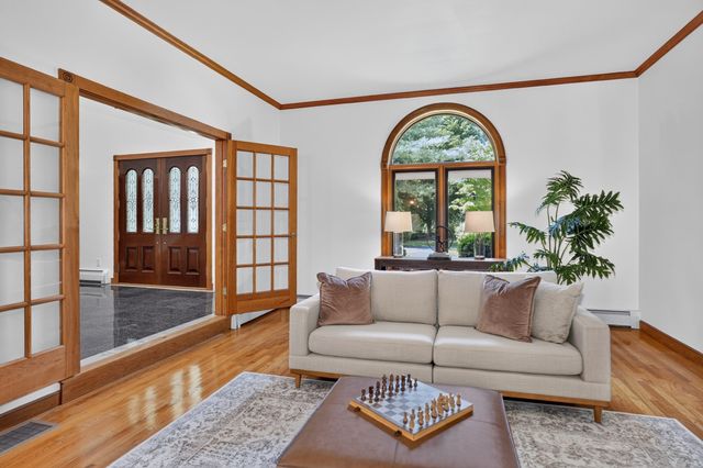 373 Caterina Hts, Concord, MA 01742