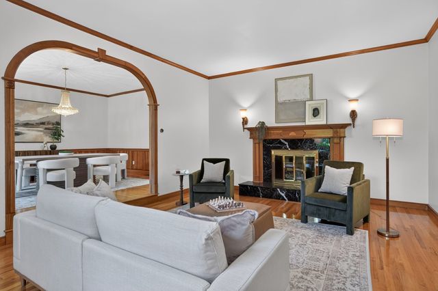 373 Caterina Hts, Concord, MA 01742