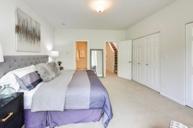 1326 S Indiana Parkway, Chicago, IL 60605