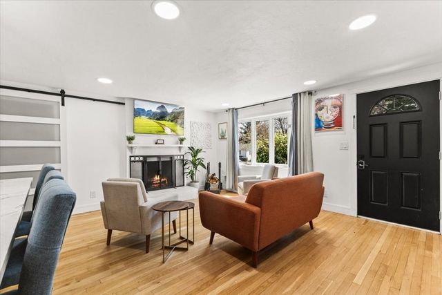 53 Cochato Park, Randolph, MA 02368