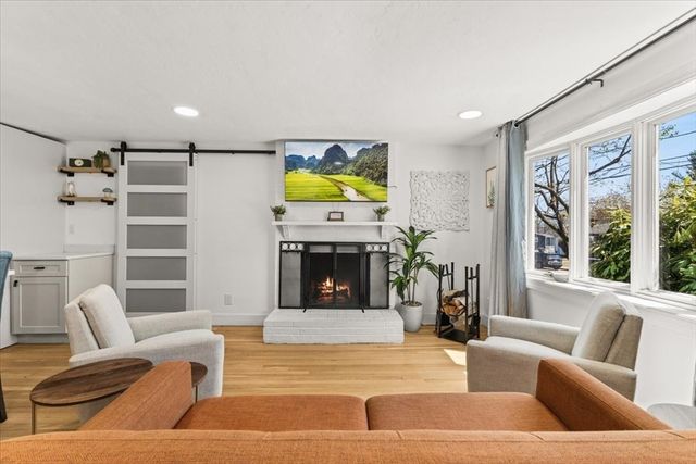 53 Cochato Park, Randolph, MA 02368