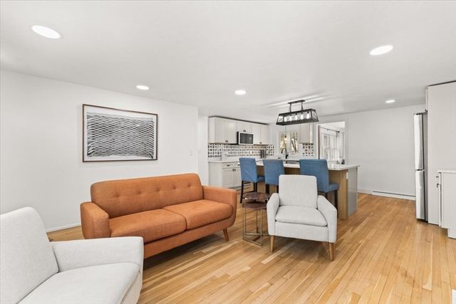 53 Cochato Park, Randolph, MA 02368