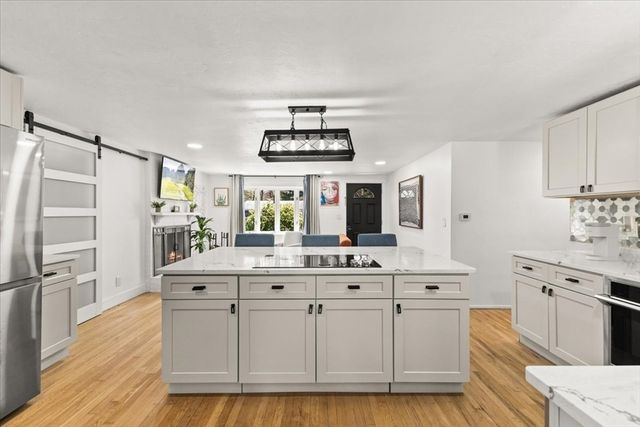 53 Cochato Park, Randolph, MA 02368