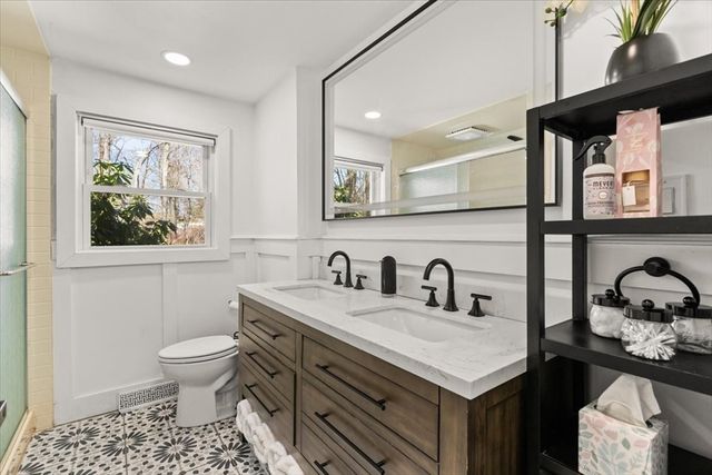 53 Cochato Park, Randolph, MA 02368