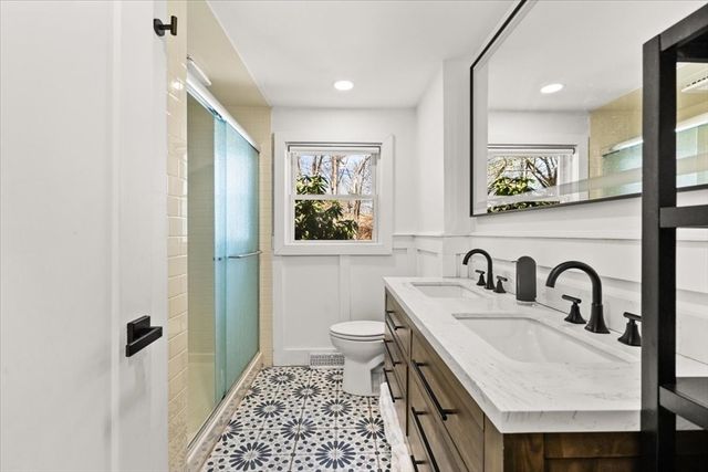 53 Cochato Park, Randolph, MA 02368