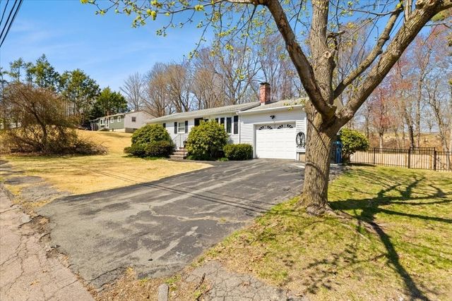 53 Cochato Park, Randolph, MA 02368