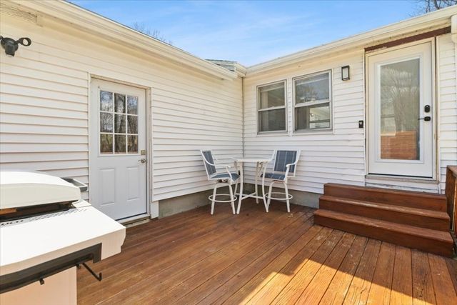 53 Cochato Park, Randolph, MA 02368