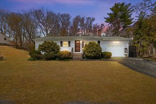 53 Cochato Park, Randolph, MA 02368