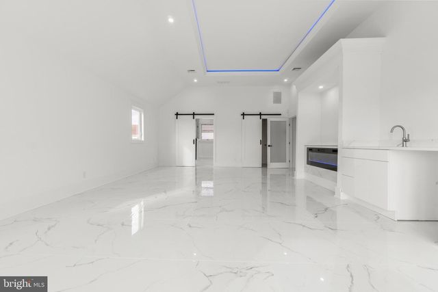 811 N BURGHLEY AVE, Ventnor City, NJ 08406