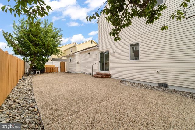 811 N BURGHLEY AVE, Ventnor City, NJ 08406