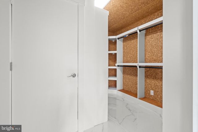 811 N BURGHLEY AVE, Ventnor City, NJ 08406