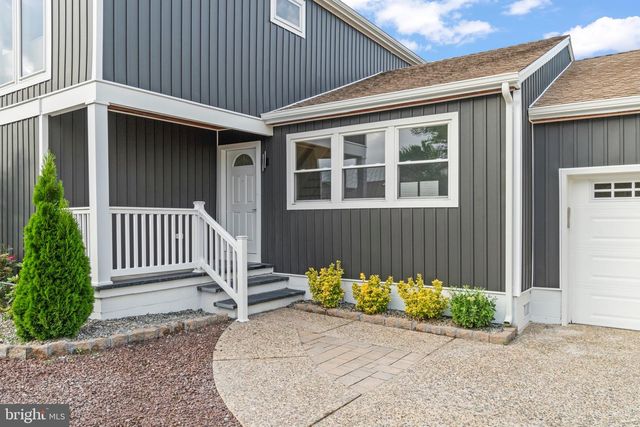 811 N BURGHLEY AVE, Ventnor City, NJ 08406