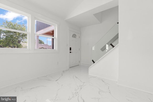 811 N BURGHLEY AVE, Ventnor City, NJ 08406