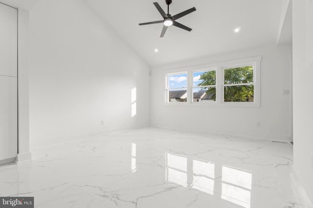 811 N BURGHLEY AVE, Ventnor City, NJ 08406