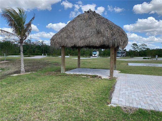 5593 Laguna Caribe CIR, Fort Myers, FL 33905