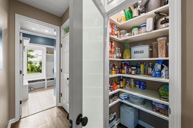 14116 Richards Street, Overland Park, KS 66221