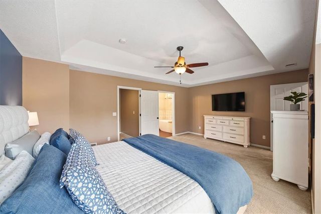 14116 Richards Street, Overland Park, KS 66221